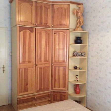 Szundi Szobak Печ Екстериор снимка